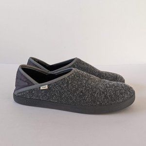 TOMS Ezra Smoke Grey Repreve Convertible Heel Slippers Mens Approximate Size 11